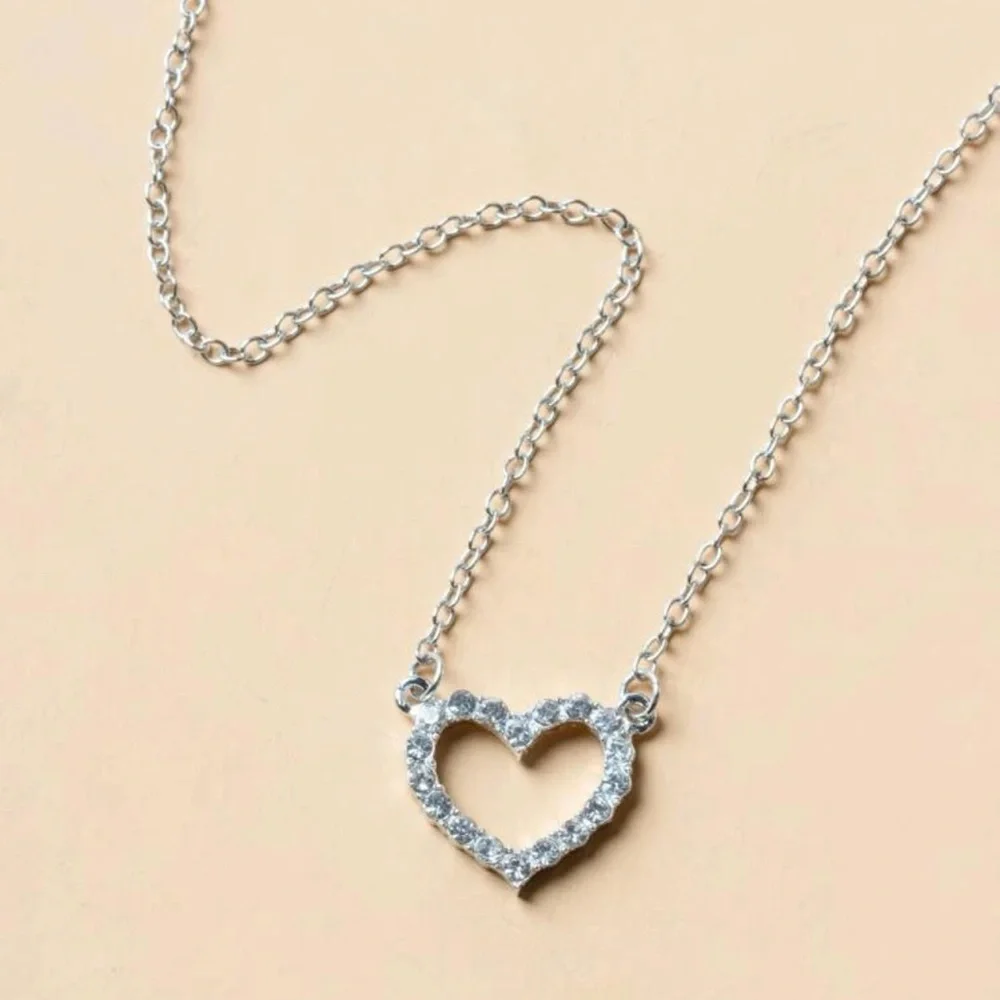 Rhinestone Heart Charm Necklace For Women Accessories Silver Jewelry Par… - Picture 3 of 3
